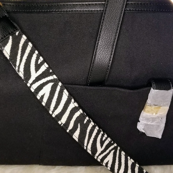 RACHEL ZOE Daisey Canvas Weekend Travel Tote Duffle Bag - Picture 5 of 15